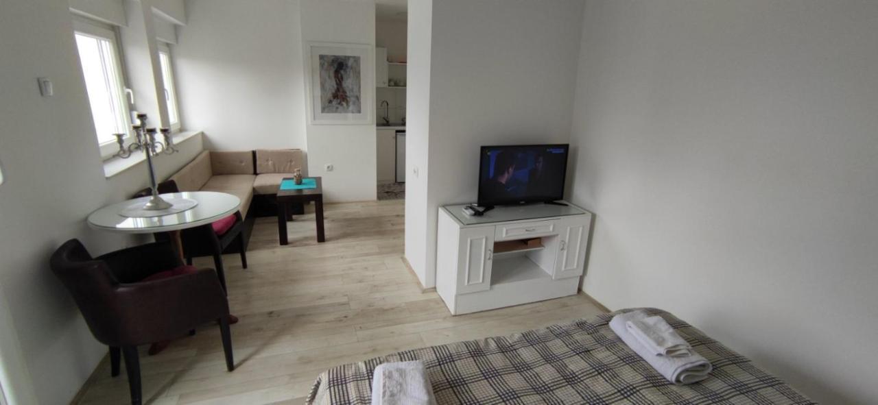 Apartman Park Trebinje Extérieur photo