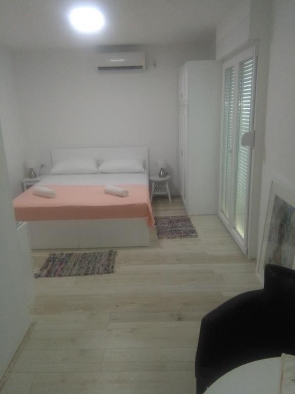 Apartman Park Trebinje Extérieur photo